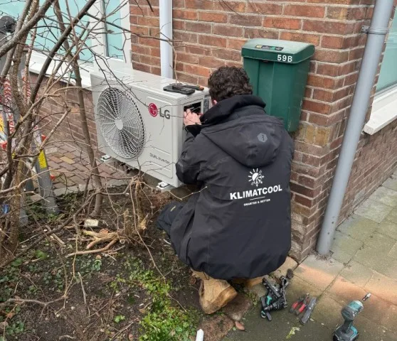 ONDERHOUD - man onderhoud airco Airco in Haarlem